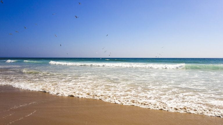 Fonte da Telha Beach
